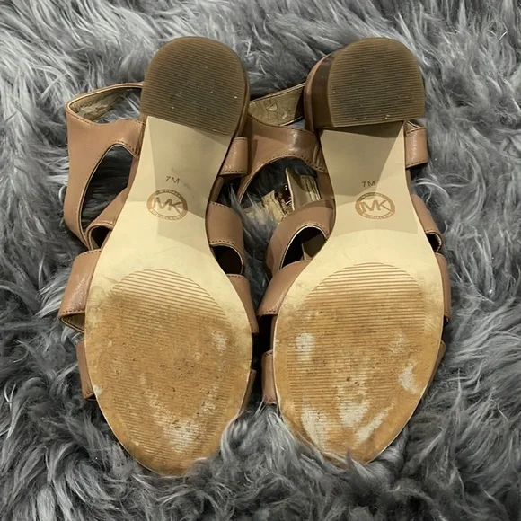 Michael Kors Tan Heels - Picture 5 of 5